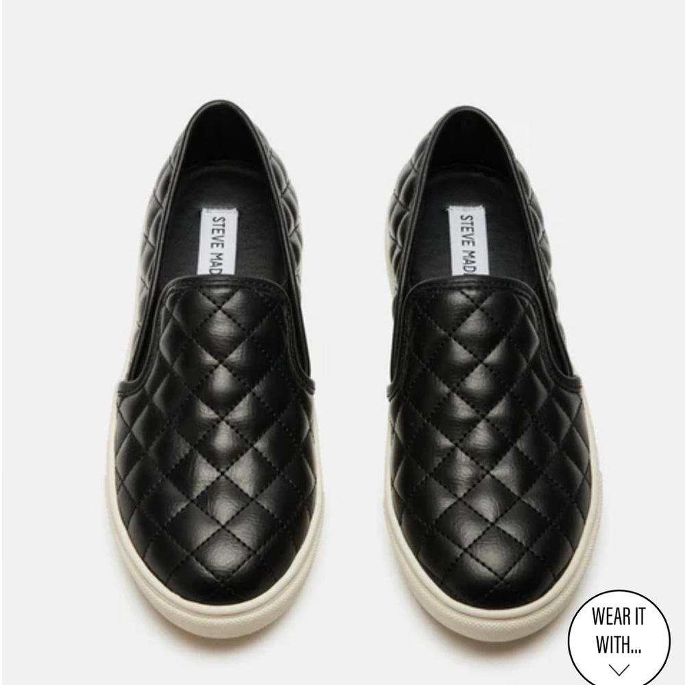 Steven Madden Flats NWOT